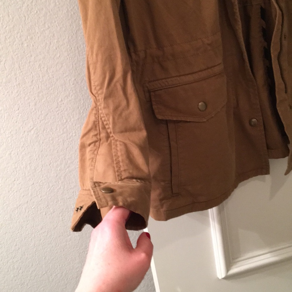 Gap Jacket Size Medium - image 2